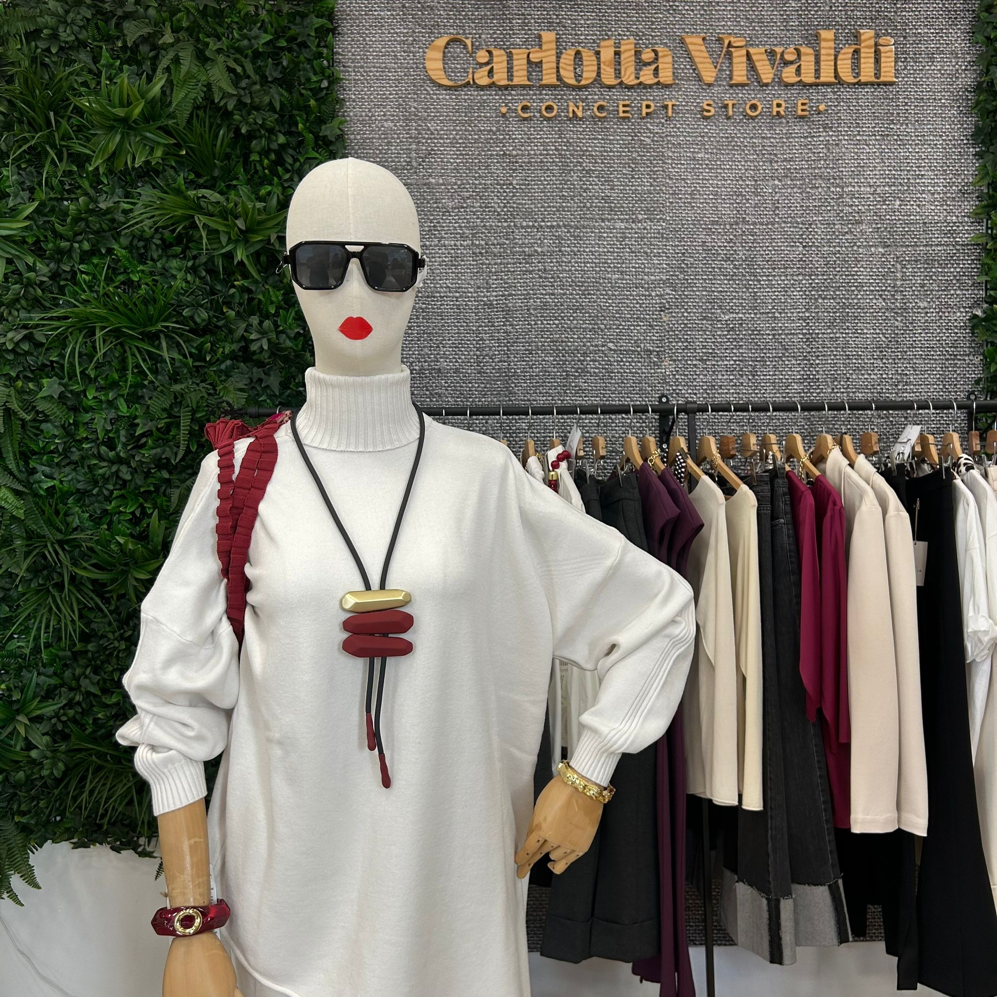 Dolcevita Carla Siste’s